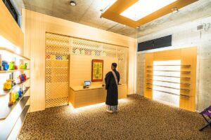 遺骨の一時預けは失礼ではないという考え方を伝える慶松庵の風景